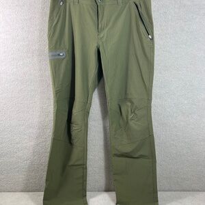 Ultimate Terrain Womens size 8 Hiking pants
